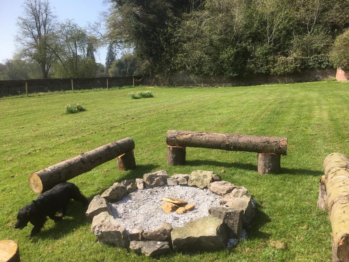 Penbedw Uchaf Estate - Rural Retreats, Tennis مولد المظهر الخارجي الصورة